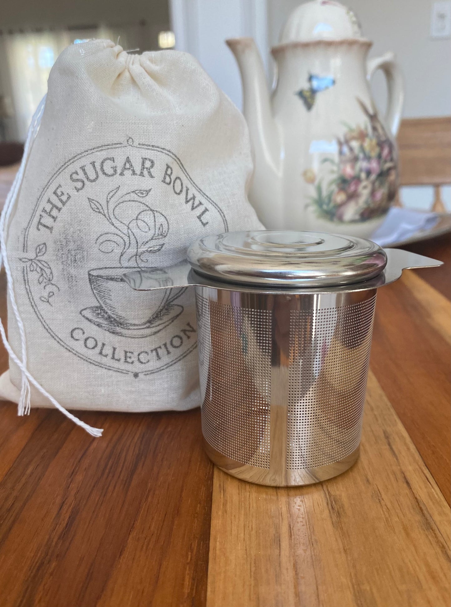 Shop the Stainless Steel Basket Tea Infuser from The Sugar Bowl Collection. A reusable fine mesh infuser meant for 2 to 4 servings of loose leaf tea.
